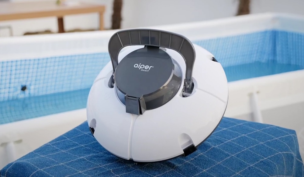 AIPER SMART Robotic Pool Cleaner Review